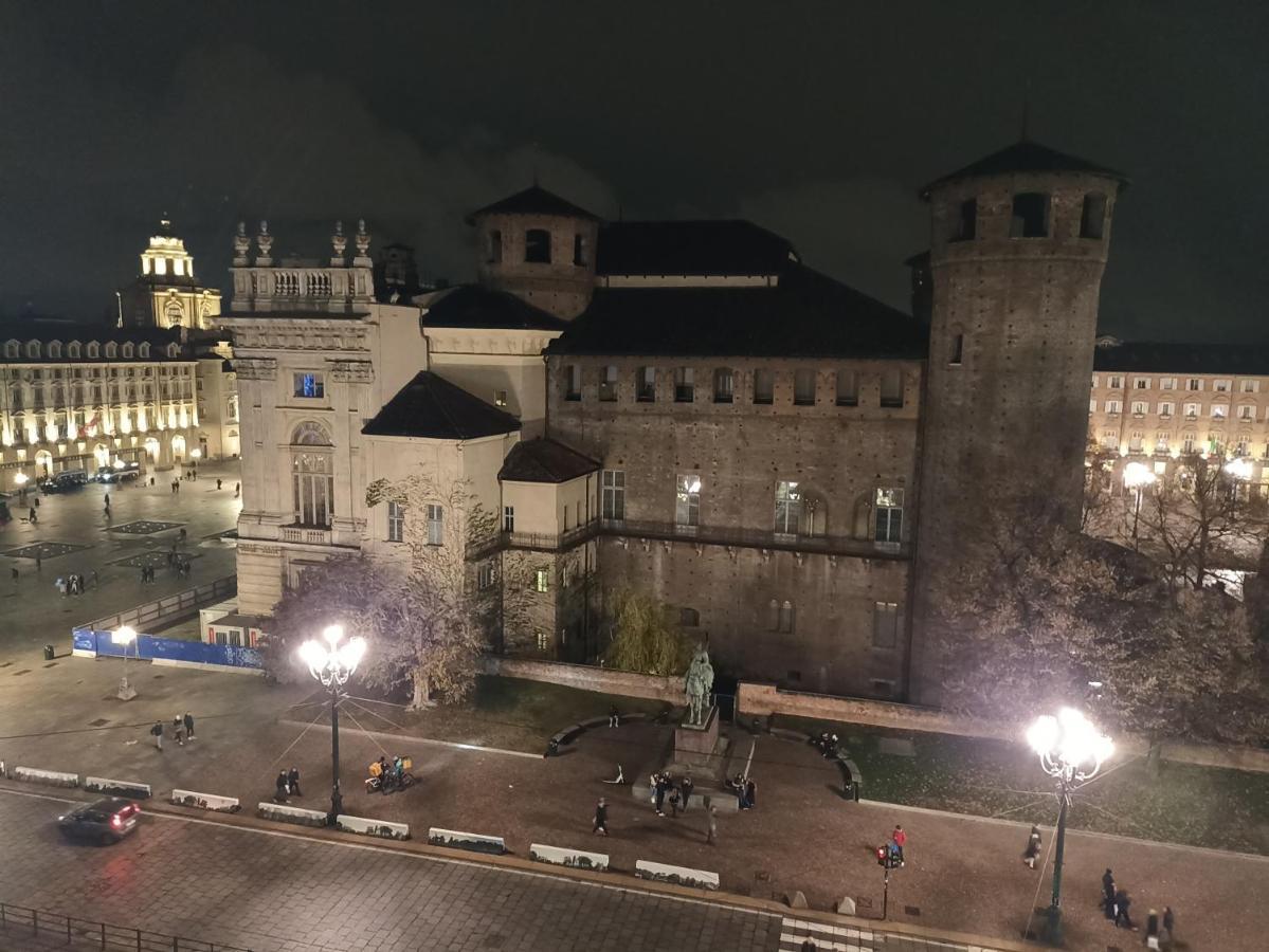 Appartamento Nel Cuore Di Torino Centro Luaran gambar