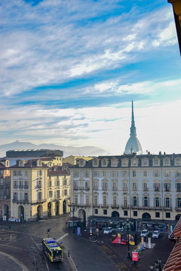 Appartamento Nel Cuore Di Torino Centro Luaran gambar